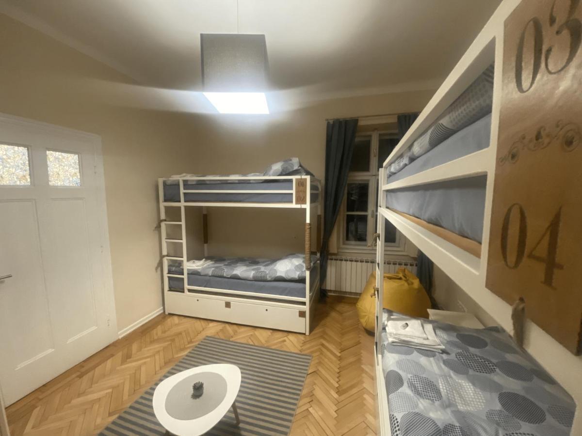 Fg Boutique Hostel Сараево Экстерьер фото