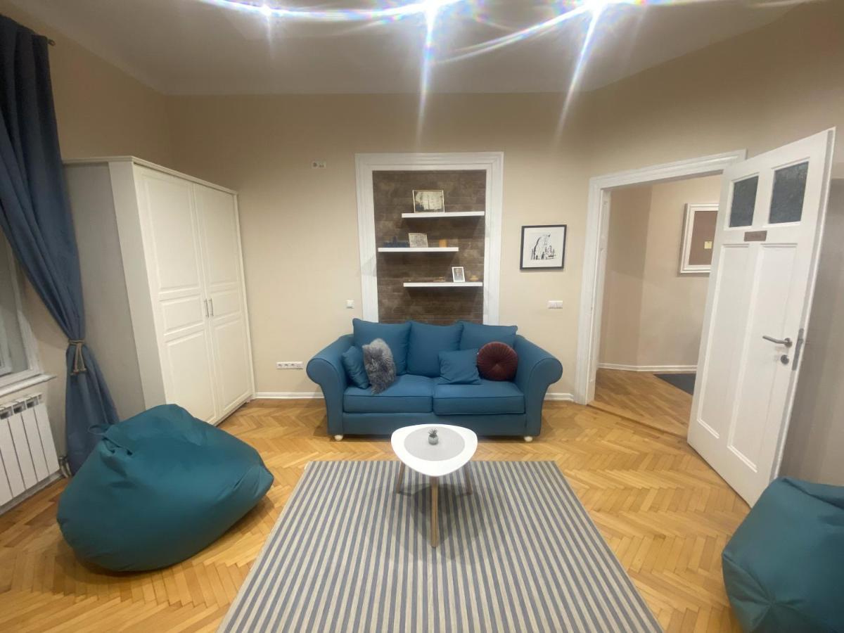 Fg Boutique Hostel Сараево Экстерьер фото