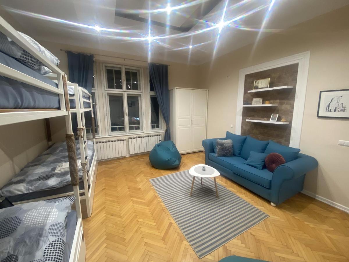 Fg Boutique Hostel Сараево Экстерьер фото