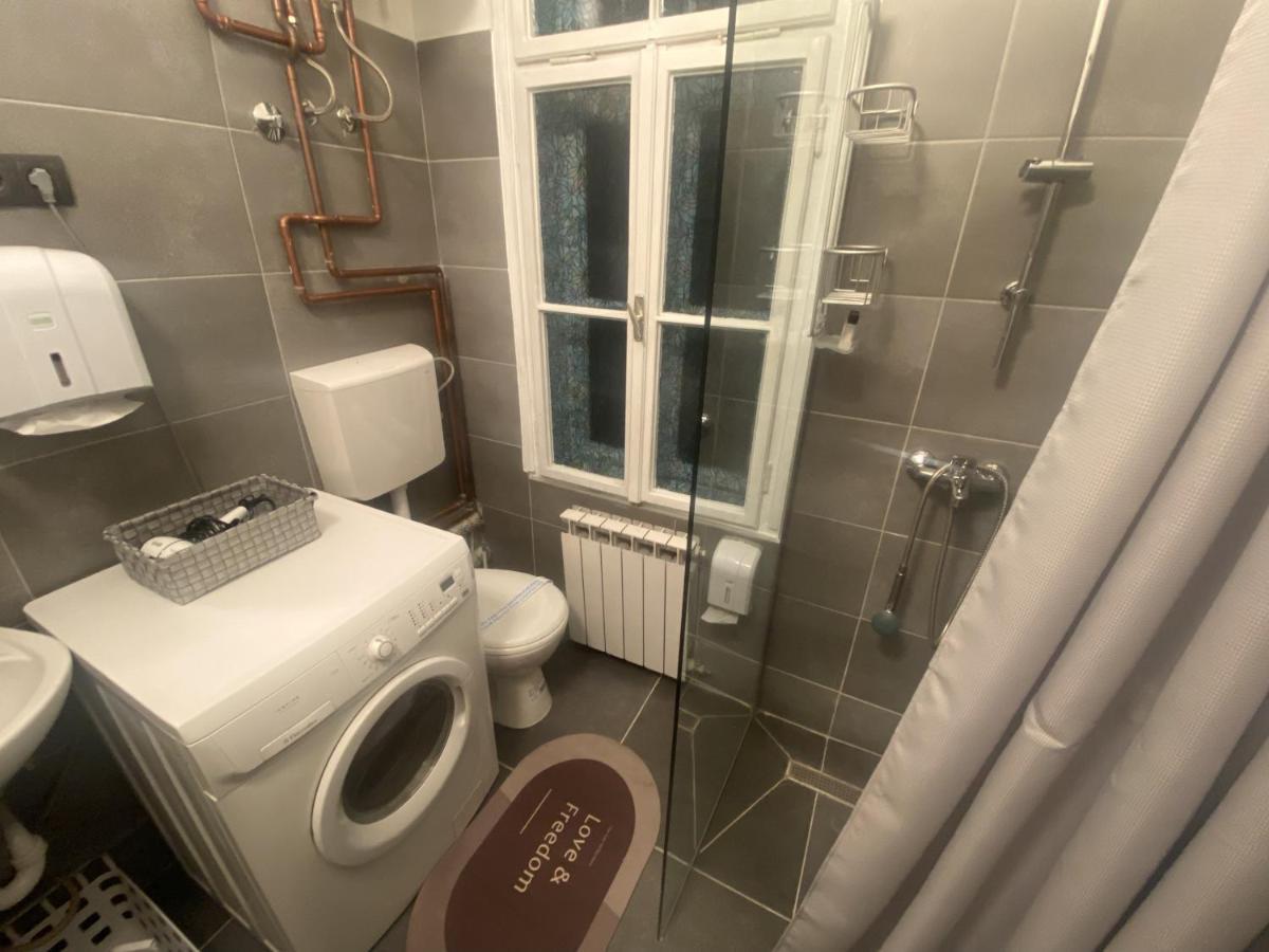 Fg Boutique Hostel Сараево Экстерьер фото