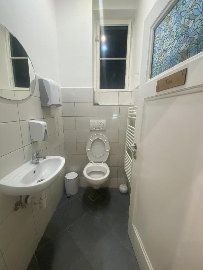 Fg Boutique Hostel Сараево Экстерьер фото